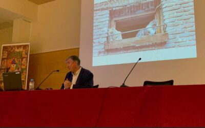 Conferencia sobre Las imágenes del poder