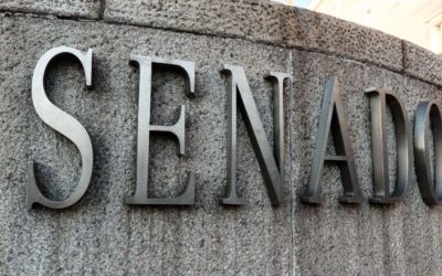 Conferencias sobre cáncer de mama y el cáncer de próstata en el Senado