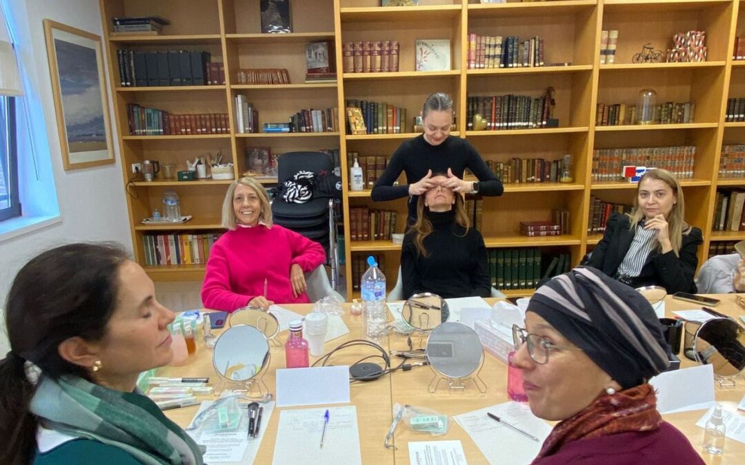 Taller de Estética para Pacientes Oncológicos noviembre 2025